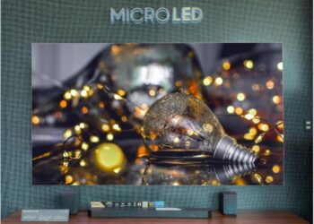 Người Việt Nam đầu tiên sở hữu TV Samsung MICRO LED trị giá 3,5 tỷ