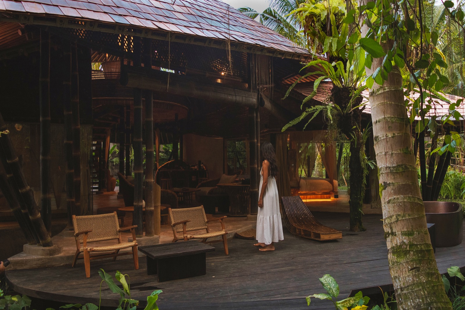 Hiên tre Hideout Leaf Villa