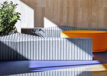 Hong Kong Architecture Studio chuyển đổi chai nhựa thành ghế dài công cộng
