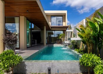 HT House: Tổ ấm gần gũi thiên nhiên cho gia đình 3 người - 11