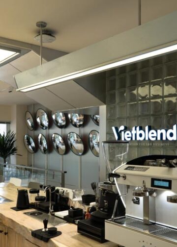 Ánh sáng và không gian tái tạo công năng cho ngôi nhà phố Vietblend