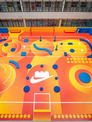 Sân chơi đầy màu sắc do Lego và Nike thiết kế tại Trường Tiểu học Baoshan, Thượng Hải – với sàn tái chế từ 280.000 đôi giày - 1