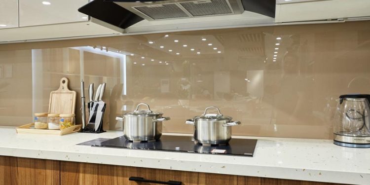 Gợi ý 3 loại máy khử mùi cho nhà bếp có diện tích nhỏ - 3