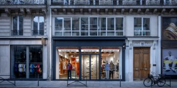 Napapijri Milan: Một khoảng tĩnh giữa thành phố không ngủ