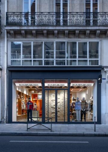 Napapijri Milan: Một khoảng tĩnh giữa thành phố không ngủ