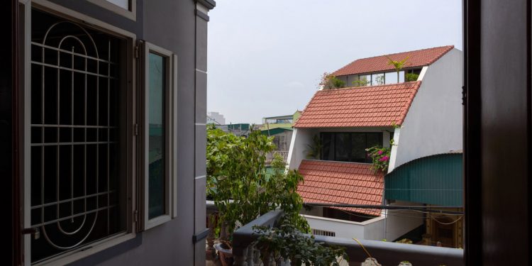 “Ngôi nhà ngói’’ 3 mái hiên, cảm hứng từ những kí ức tuổi thơ - 04