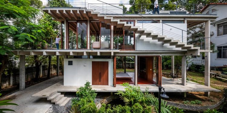 Floating House - Ngôi nhà 'nổi' ở Thủ Đức - 1