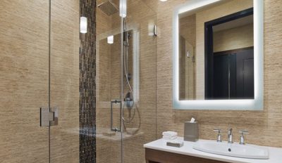 Kính Đình Quốc khuyến mãi mừng sinh nhật 18 năm