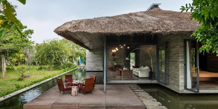 Am house: Thiên nhiên - 'nhà' - con người đã hòa làm một -14