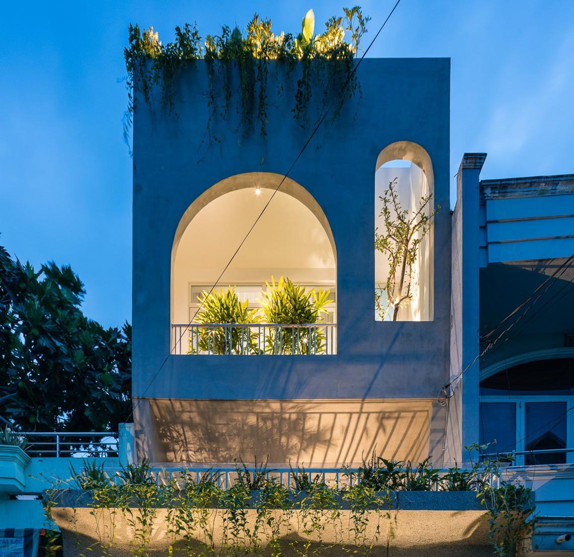 V House – ngôi nhà tràn ngập ánh sáng với những mảng xanh -1