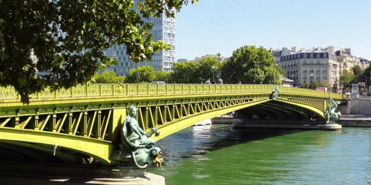 Cầu Mirabeau và bài thơ tình của Apollinaire-10