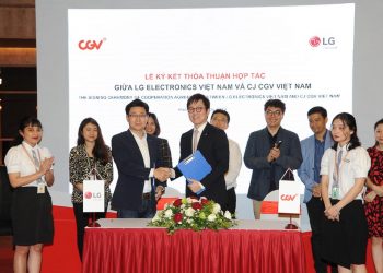 CJ CGV và LG Electronics 1