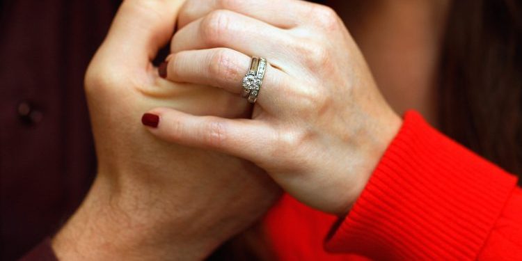 Làm thế nào để vẫn yêu vợ như thuở ban đầu?-1