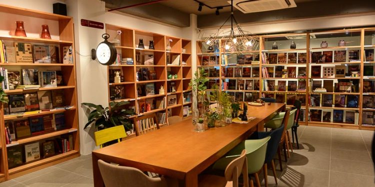 Khai trương showroom Nhà Xinh Nguyễn Văn Hưởng 2