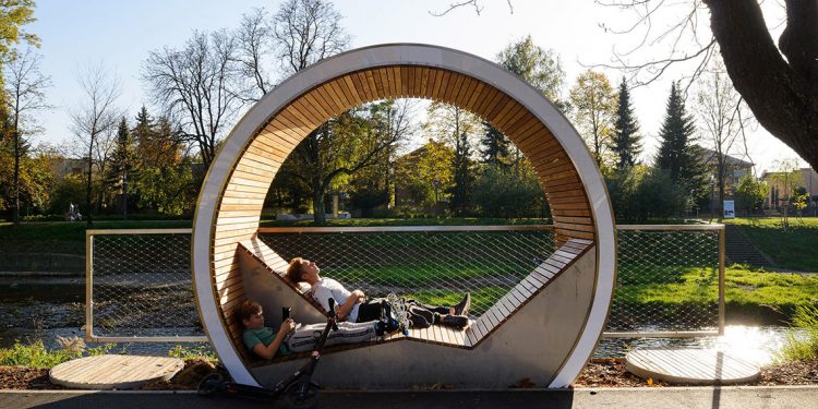 The Times Circles - chỗ ngồi thư giãn dọc bờ sông -1