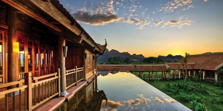 Emeralda Resort Ninh Bình giới thiệu chương trình hè