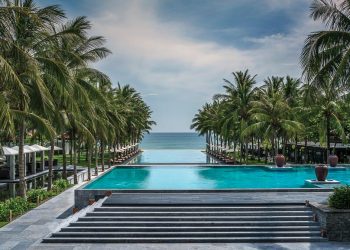 Mùa hè thiên đường với Four Seasons