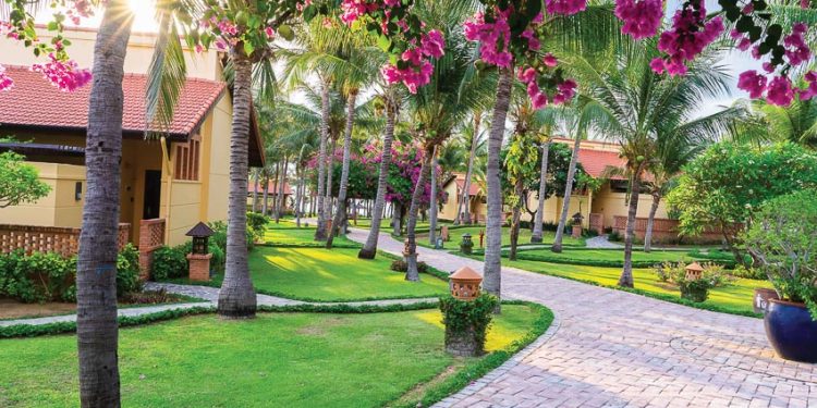 nghỉ dưỡng mùa hè tại Pandanus Resort Mũi Né