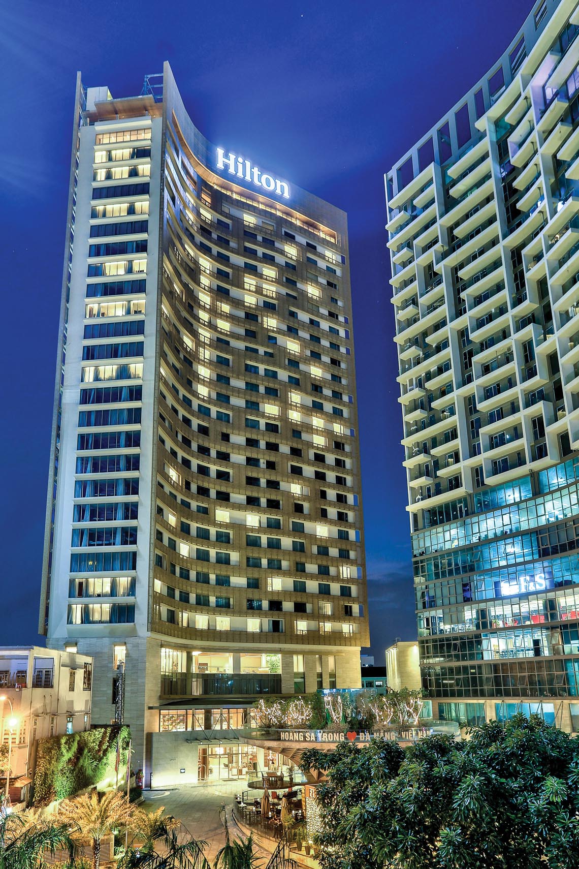 Hilton Da Nang - không gian nghỉ dưỡng sang trọng, phong cách và đẳng cấp-1