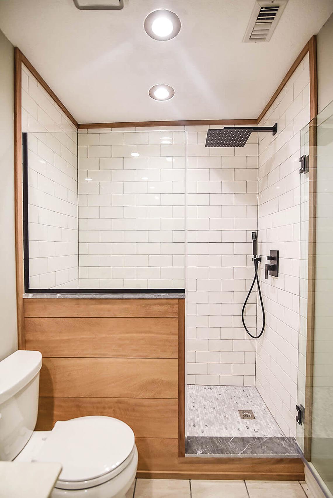 24 gợi ý thiết kế cho phòng tắm hiện đại và thiết thực-14b