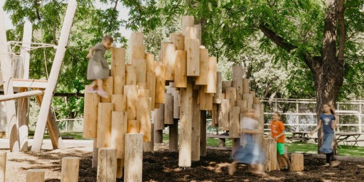 Núi Gỗ - Cấu trúc sân chơi độc đáo - 1