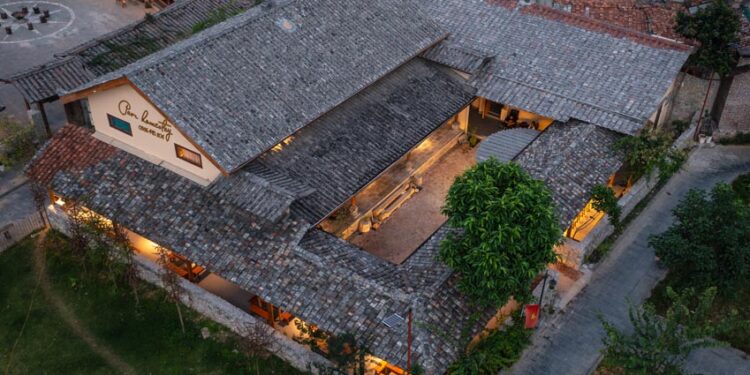 Lưu giữ văn hóa người H’Mông qua nếp nhà thân thuộc - 16