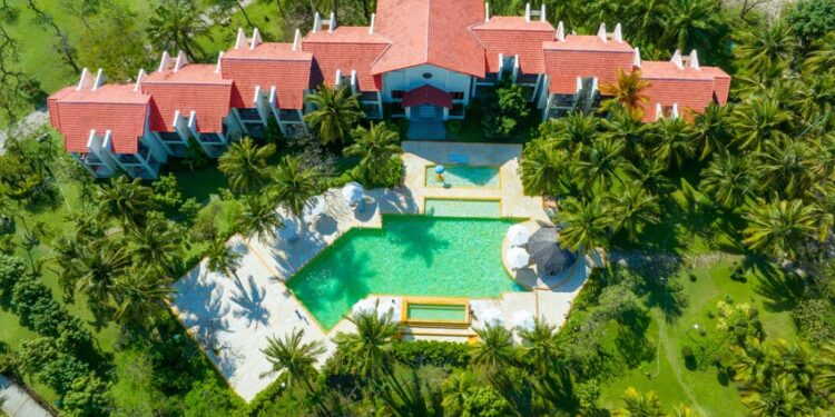 Trải nghiệm mùa hè tại Pax Ana Dốc Lết - Biển xanh, cát trắng và tiện nghi 5 sao