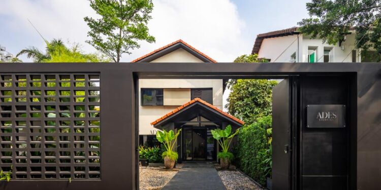 Ánh sáng và những câu chuyện của không gian - 5