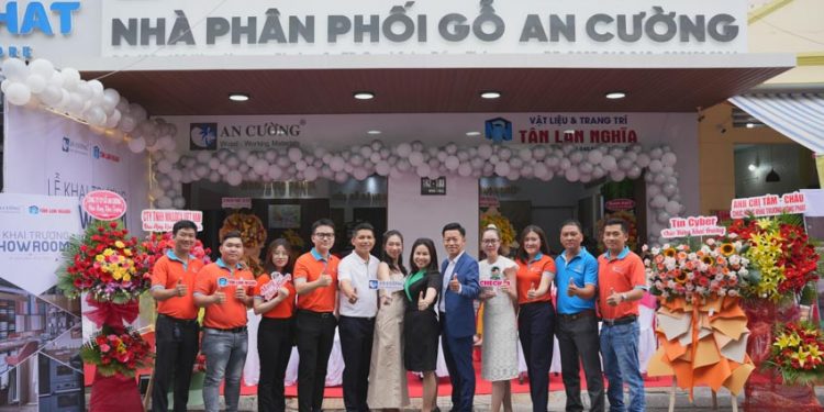 Showroom hợp tác Gỗ An Cường và Tân Lan Nghĩa tại TP. Cao Lãnh - 2