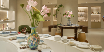 Showroom Minh Long: gốm sứ được bày như tác phẩm, không phải hàng hoá