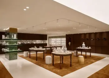 Showroom Minh Long: gốm sứ được bày như tác phẩm, không phải hàng hoá