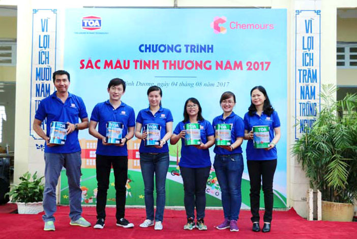 son-toa-sac-mau-tinh-thuong-2017-tin-040817-ok