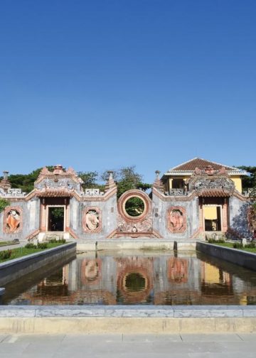 Tam quan Cung Cẩm Hải ở Hội An - 9