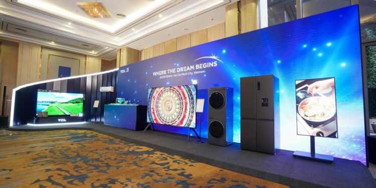 TCL kỷ niệm 25 năm: Chiến lược 'Time to Go Big' và hợp tác với Việt Nam