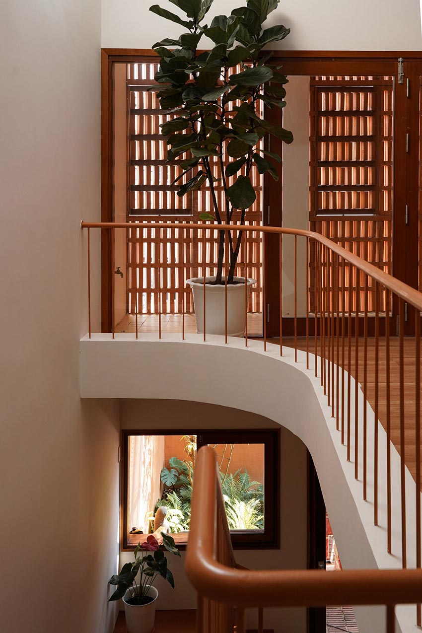 Ngôi nhà Terracotta Breath Home với tường đất nung và không gian mở đón gió tự nhiên - 10