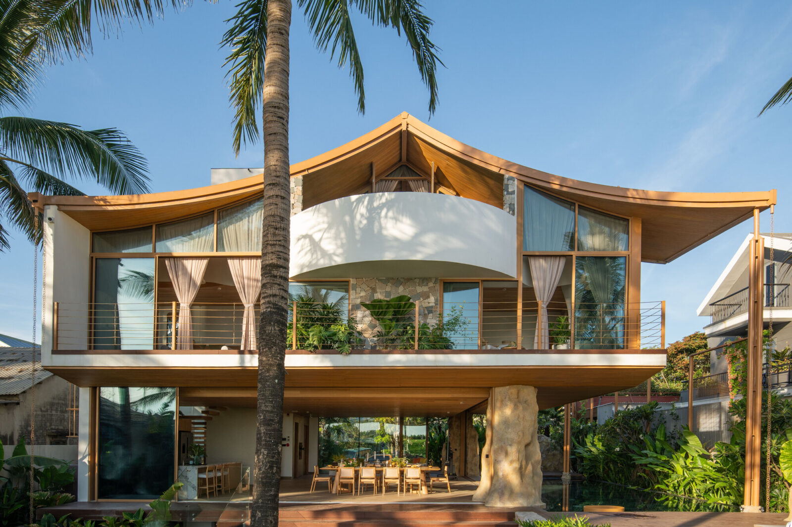The TH Villa Hoi An / 85 Design