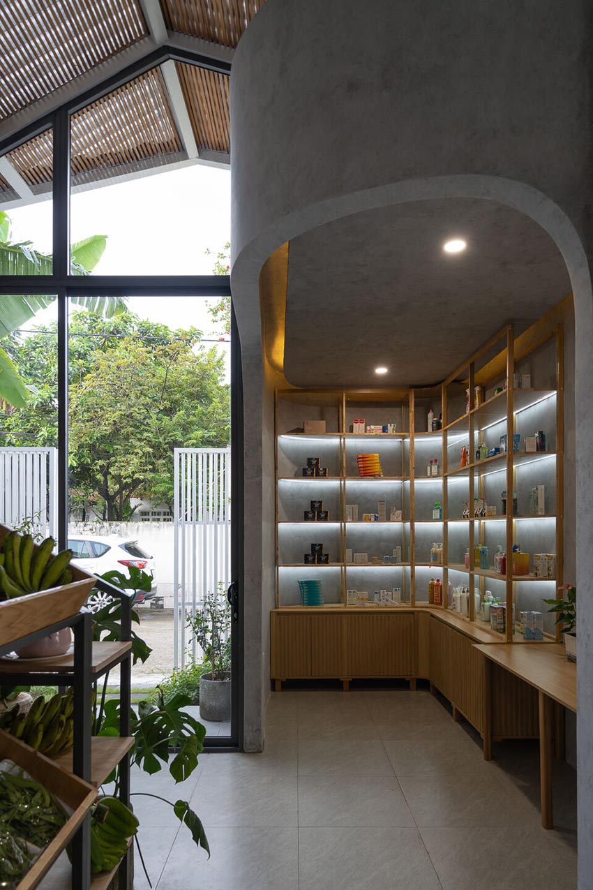 không gian shophouse Thy’s House tại Biên Hòa với mái kính, lam gỗ và vòm bê tông cong mềm mại - 13