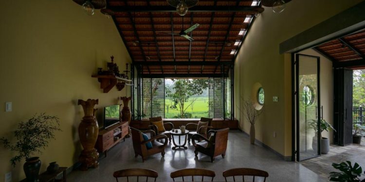 Sống giản dị giữa vùng trời non nước - 9