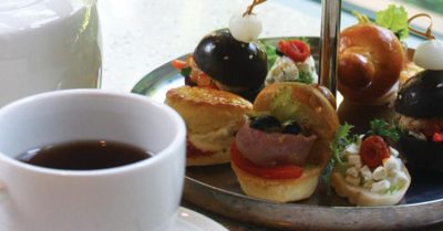 Tiệc trà chiều tại The Library