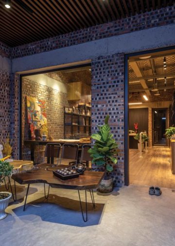 Xông đất một văn phòng thiết kế - 2