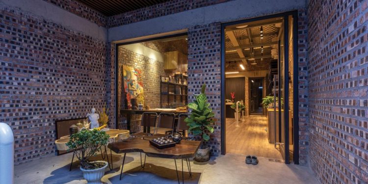 Xông đất một văn phòng thiết kế - 2