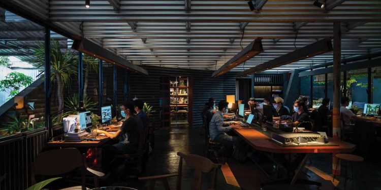 “Truyền thống” cư ngụ trong bóng tối ở xưởng thiết kế tho.A - 7