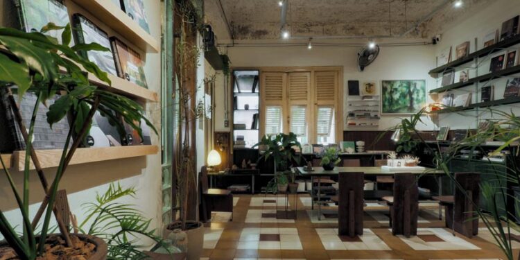 Sài Gòn những năm 70 trong văn phòng Xưởng Xép - 13